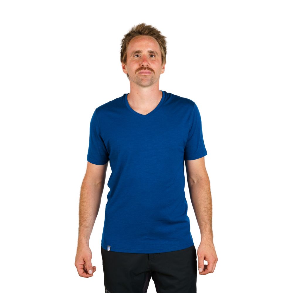 ALPIN LOACKER Merino V-Neck T-Shirt hommes bleu