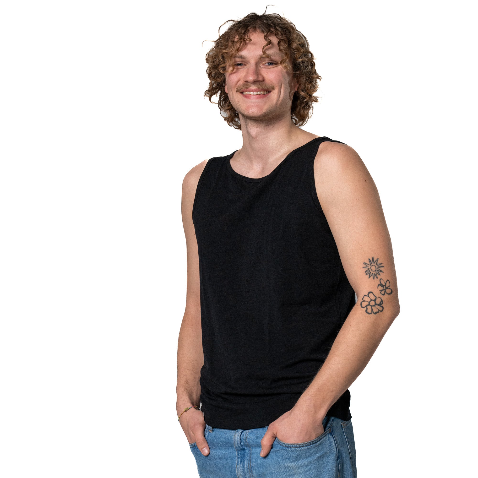 m2; ideal für Outdoor-Aktivitäten und Alltag dank CORESPUN-Technologie und Merinowolle.