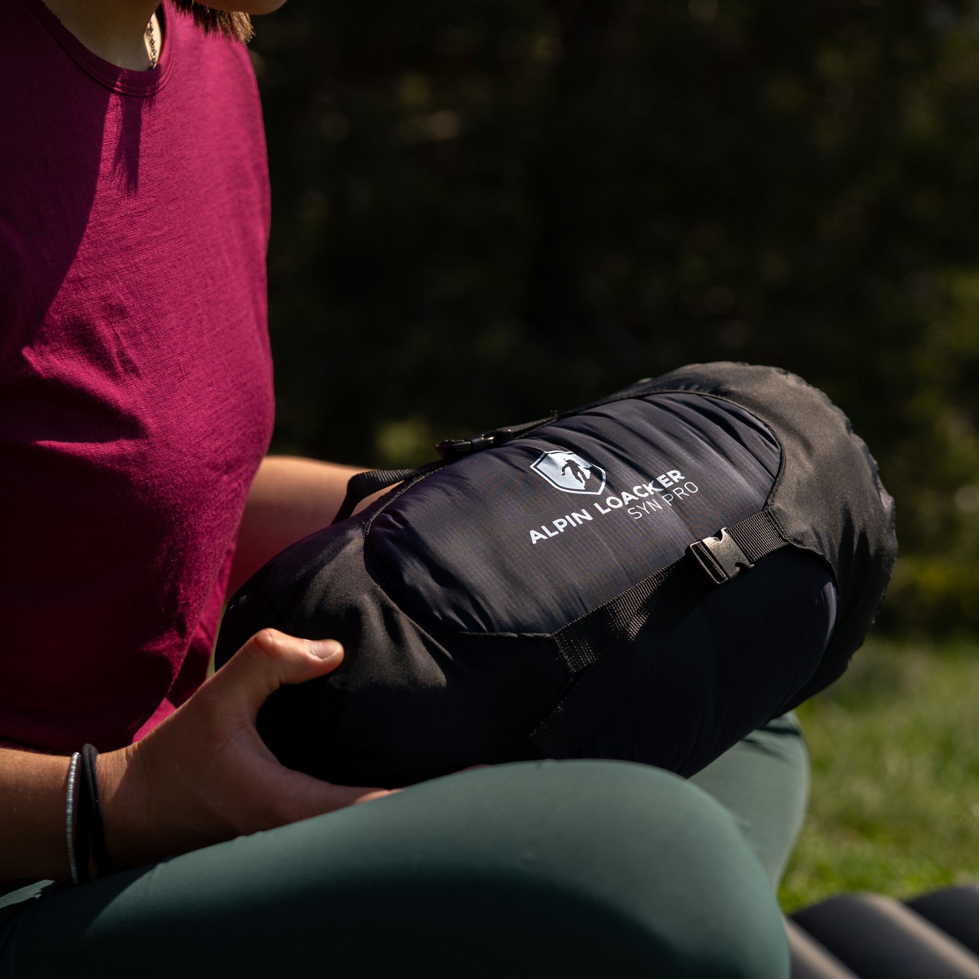 Nahaufnahme des verpackten Syn Pro Schlafsacks