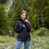 Alpin Loacker Veste hardshell de randonnée et de ski légère pour femme en noir avec capuche