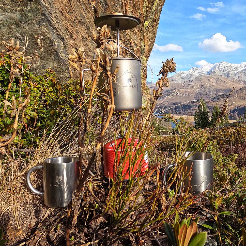 Alpin Loacker utomhusmuggar i rostfritt stål och titan spis, kaffe termomugg och lätt gasspis