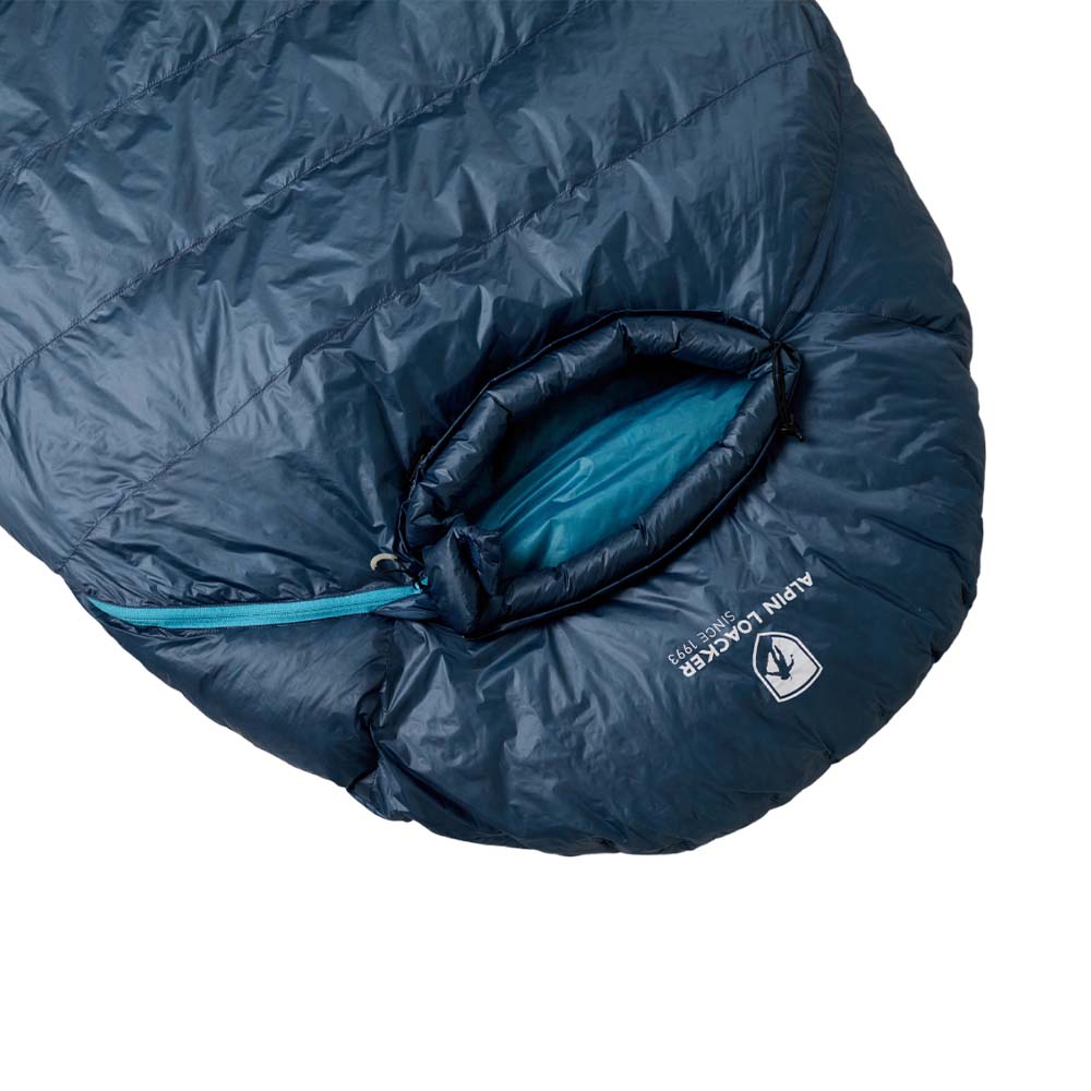 Alpin Loacker recycelter  Mumienschlafsack ultraleicht in dunkel blau, Daunenschlafsack kleines Packmaß und nachhaltige Daune